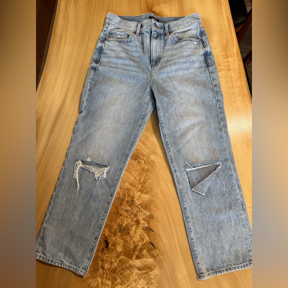 Express light wash straight ankle jeans